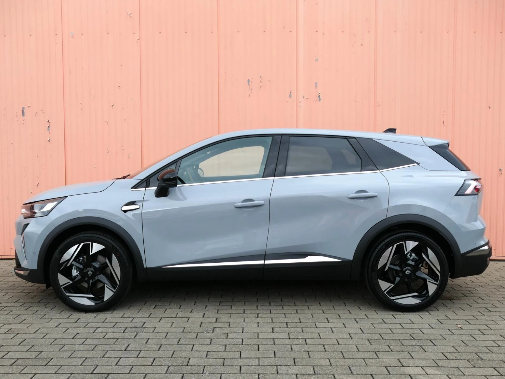 RENAULT Symbioz - Miniature 3 sur 32 - Cliquer pour voir cette photo