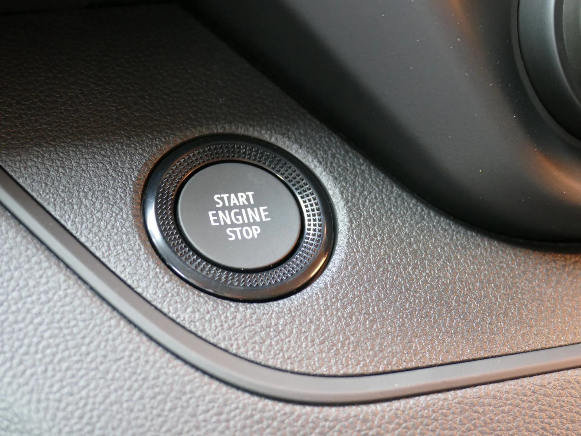 RENAULT TRAFIC - Miniature 19 sur 32 - Cliquer pour voir cette photo