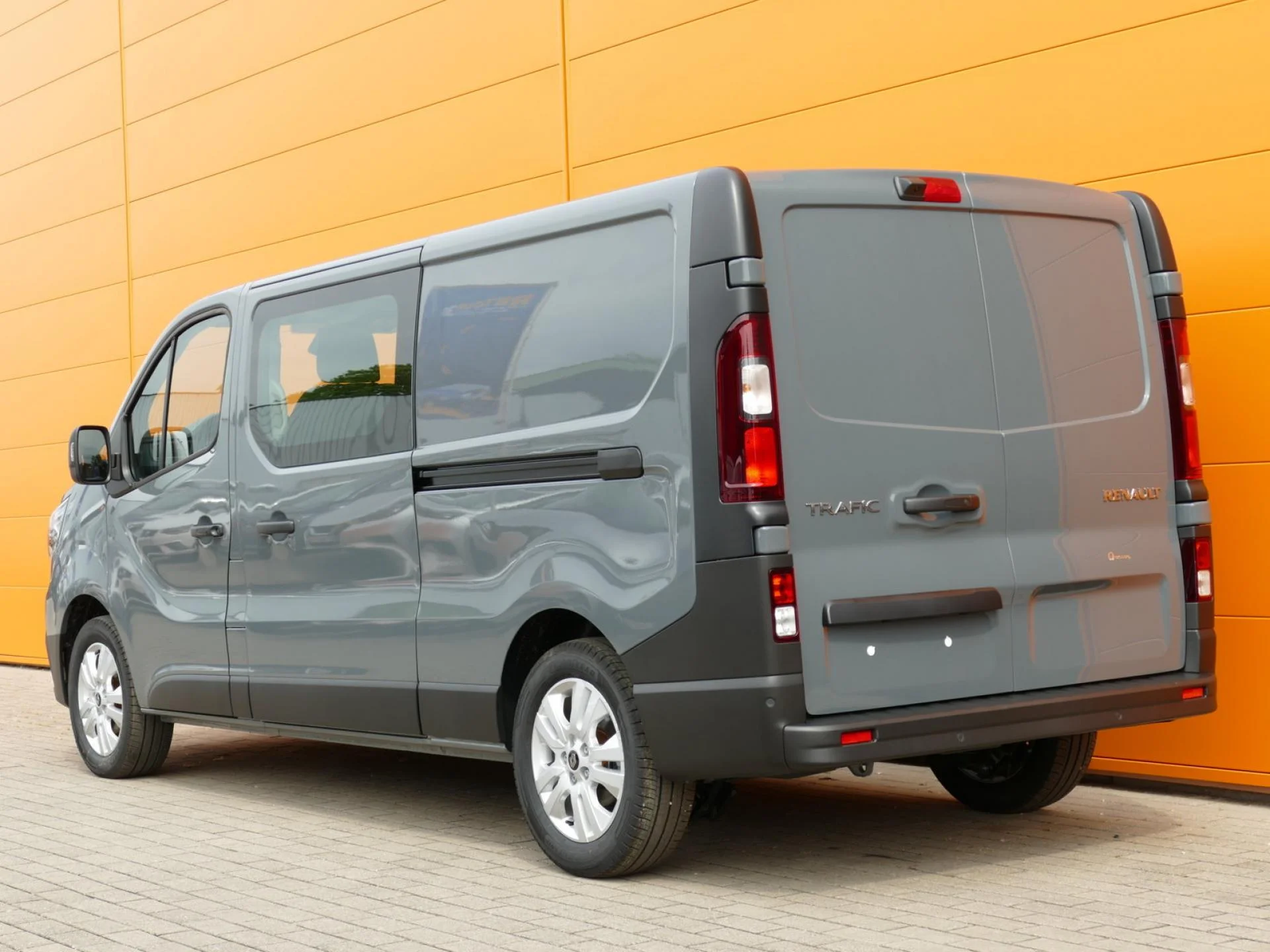 RENAULT TRAFIC - Miniature 4 sur 32 - Cliquer pour voir cette photo