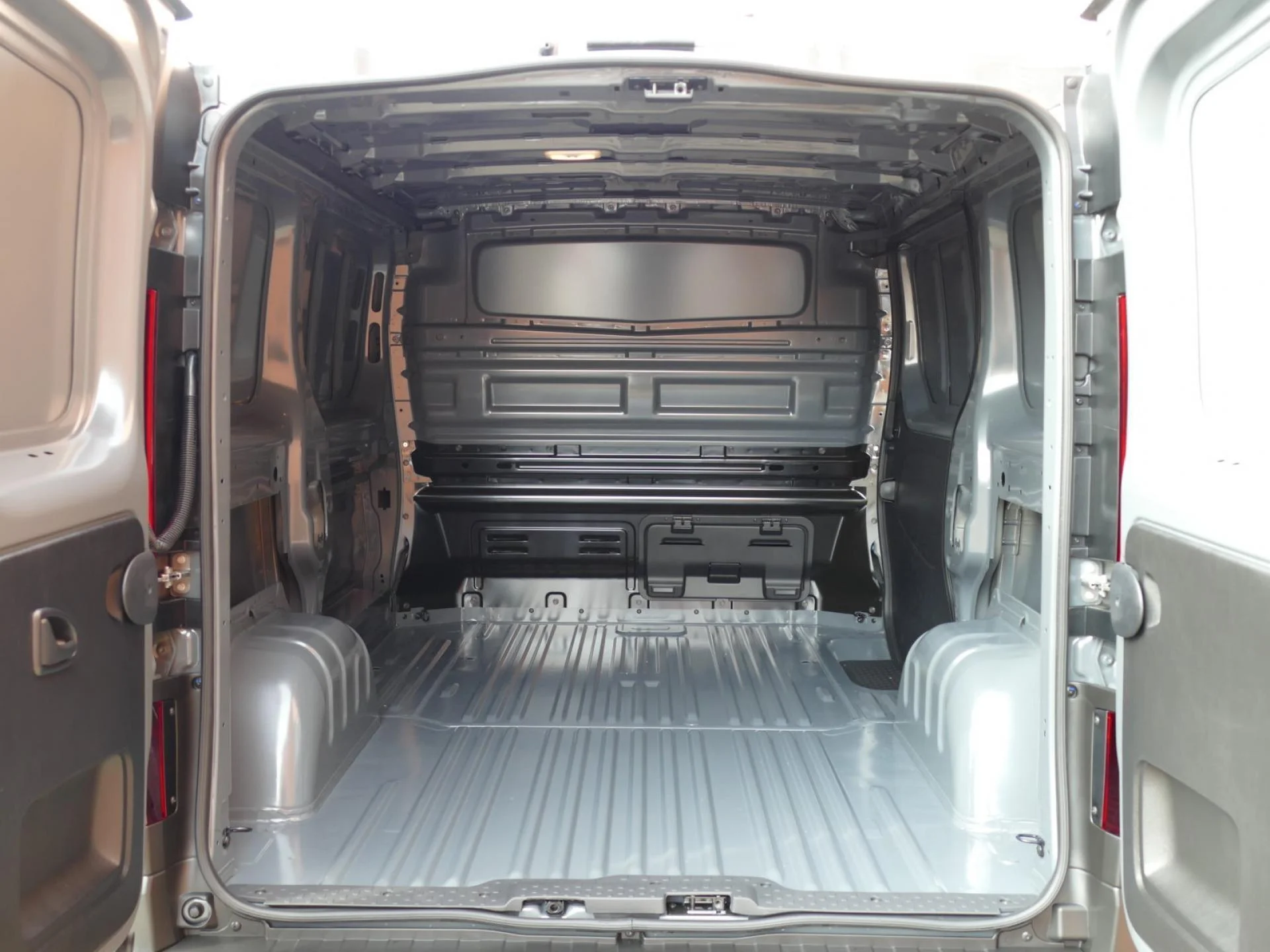 RENAULT TRAFIC - Miniature 8 sur 30 - Cliquer pour voir cette photo