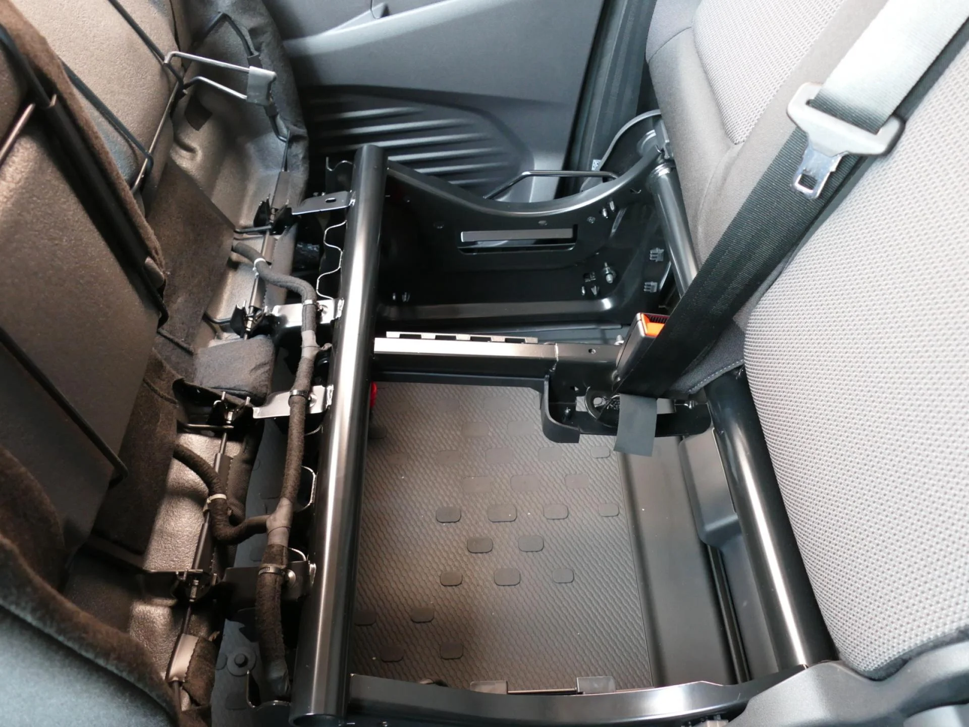 RENAULT TRAFIC - Miniature 20 sur 30 - Cliquer pour voir cette photo