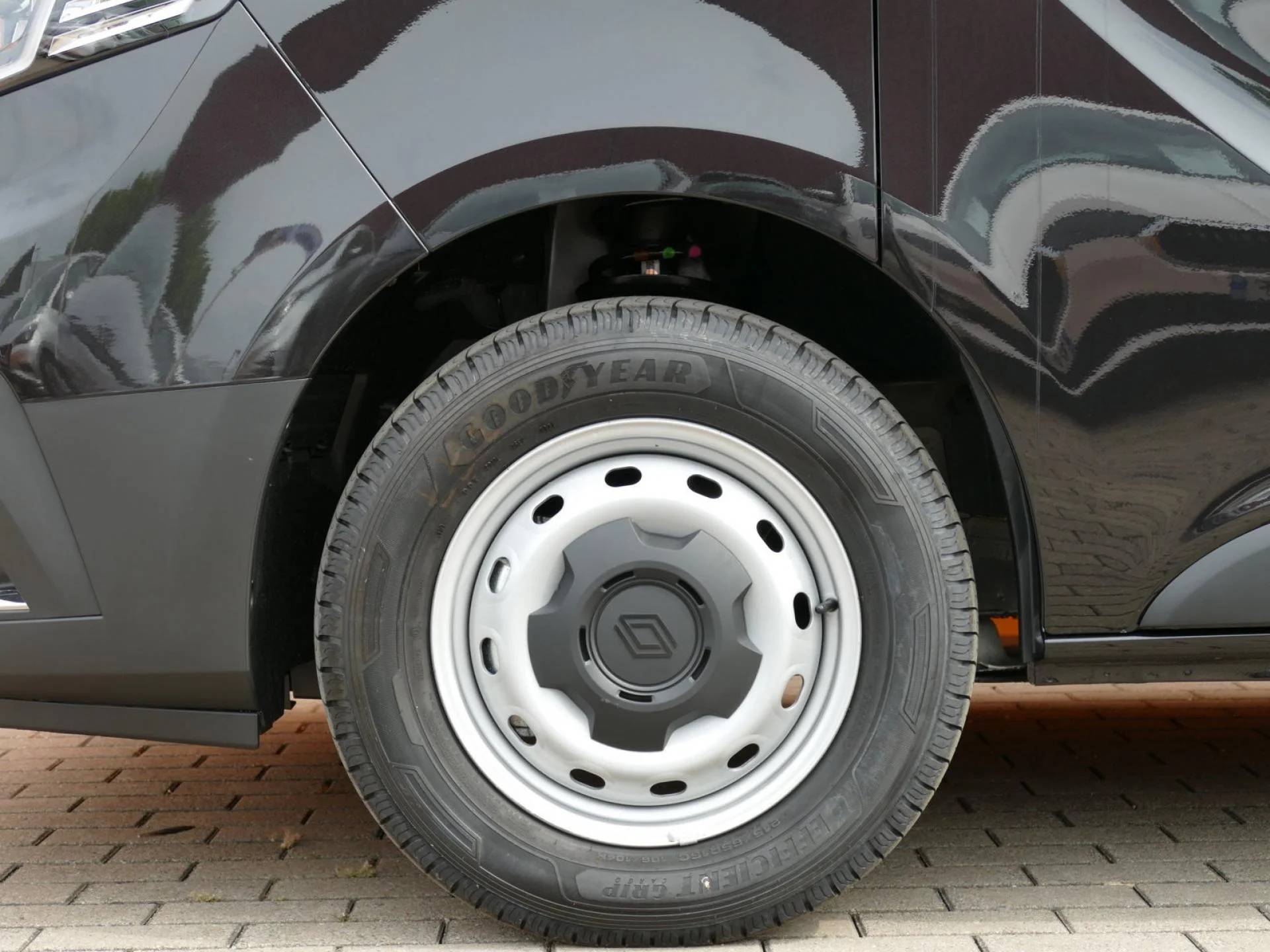 RENAULT TRAFIC - Miniature 30 sur 31 - Cliquer pour voir cette photo