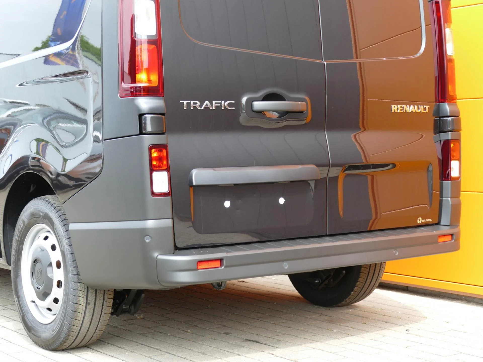 RENAULT TRAFIC - Miniature 29 sur 31 - Cliquer pour voir cette photo