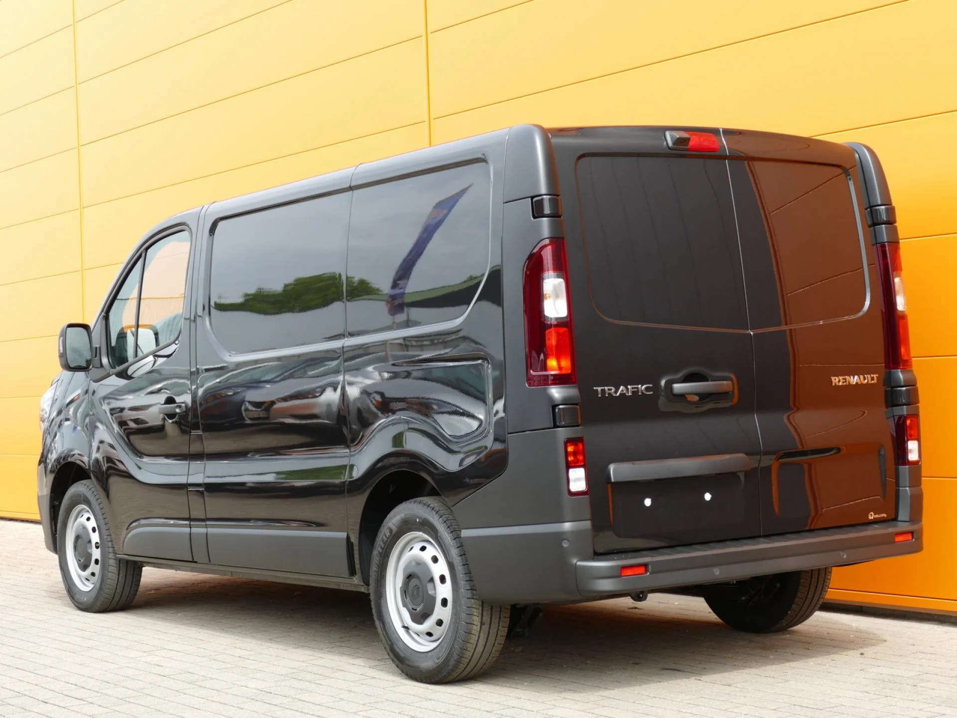 RENAULT TRAFIC - Miniature 4 sur 31 - Cliquer pour voir cette photo