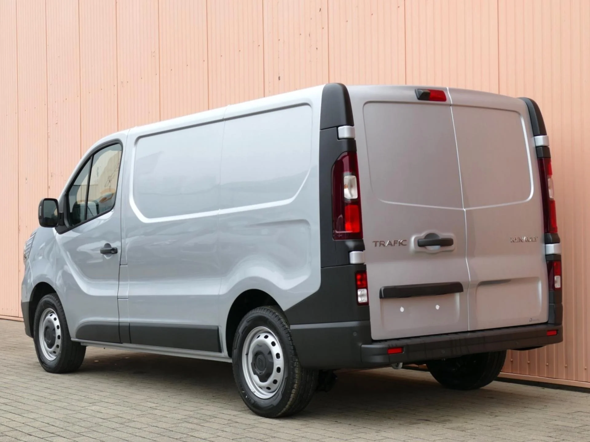 RENAULT TRAFIC - Miniature 4 sur 32 - Cliquer pour voir cette photo