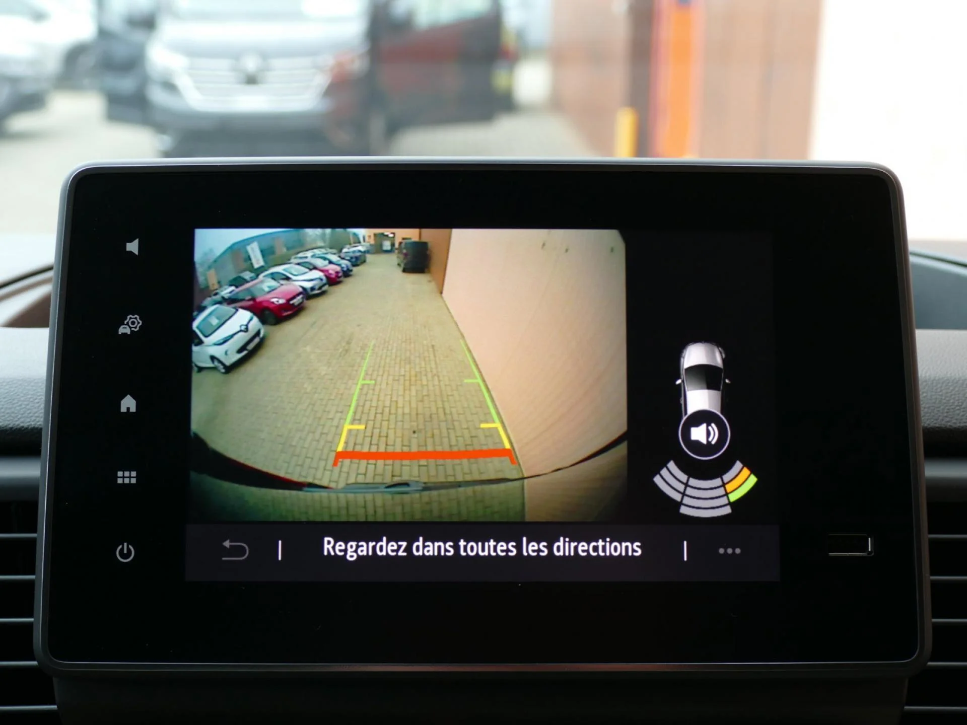 RENAULT TRAFIC - Miniature 9 sur 32 - Cliquer pour voir cette photo