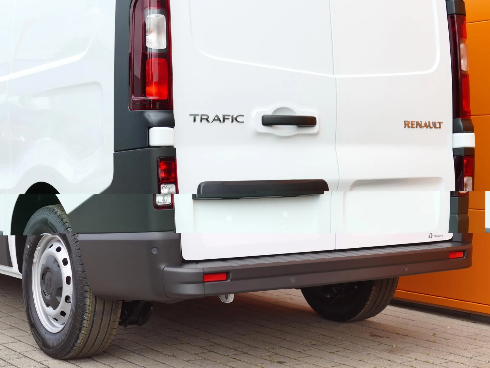 RENAULT TRAFIC - Miniature 27 sur 32 - Cliquer pour voir cette photo