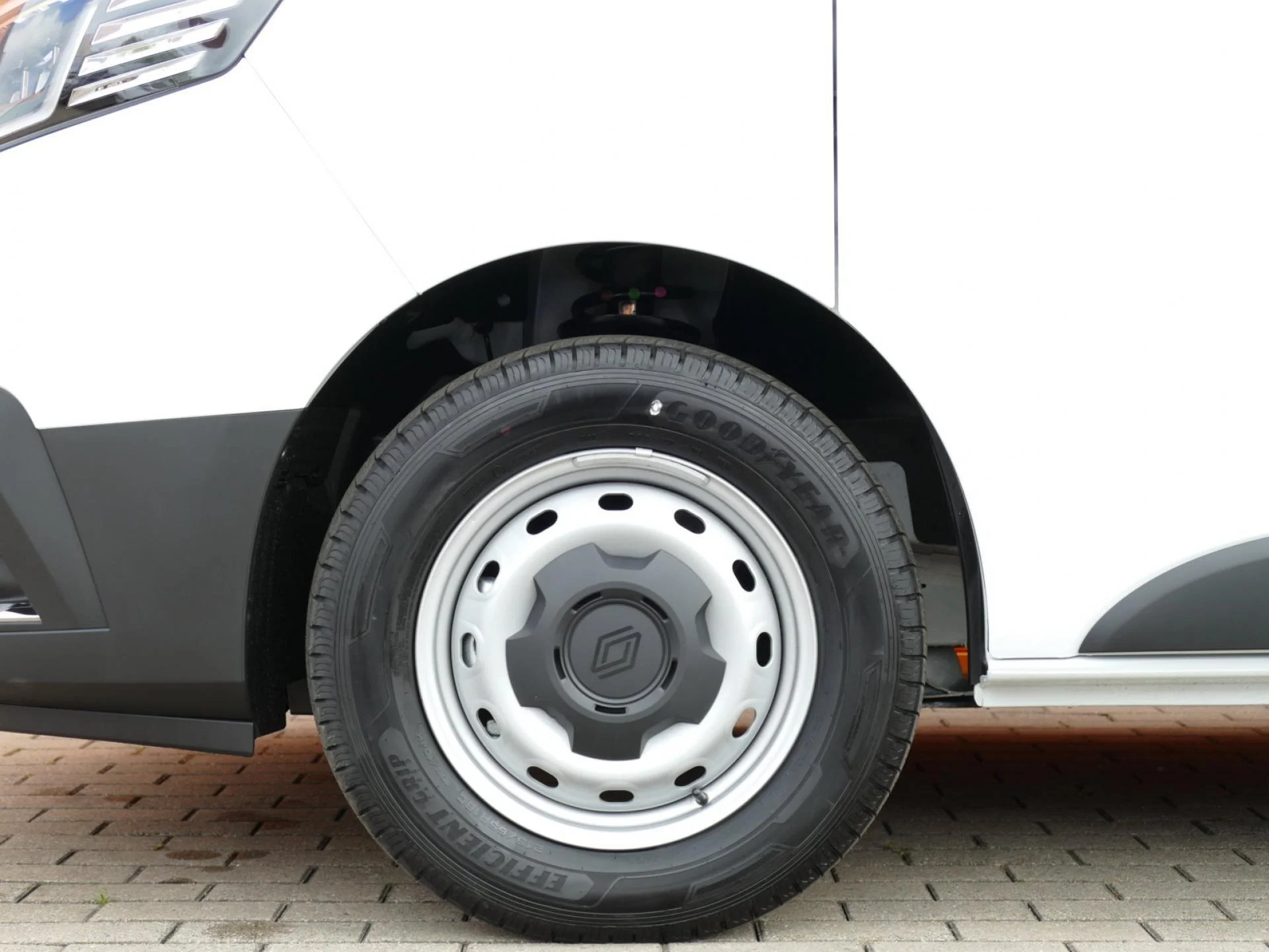 RENAULT TRAFIC - Miniature 29 sur 32 - Cliquer pour voir cette photo