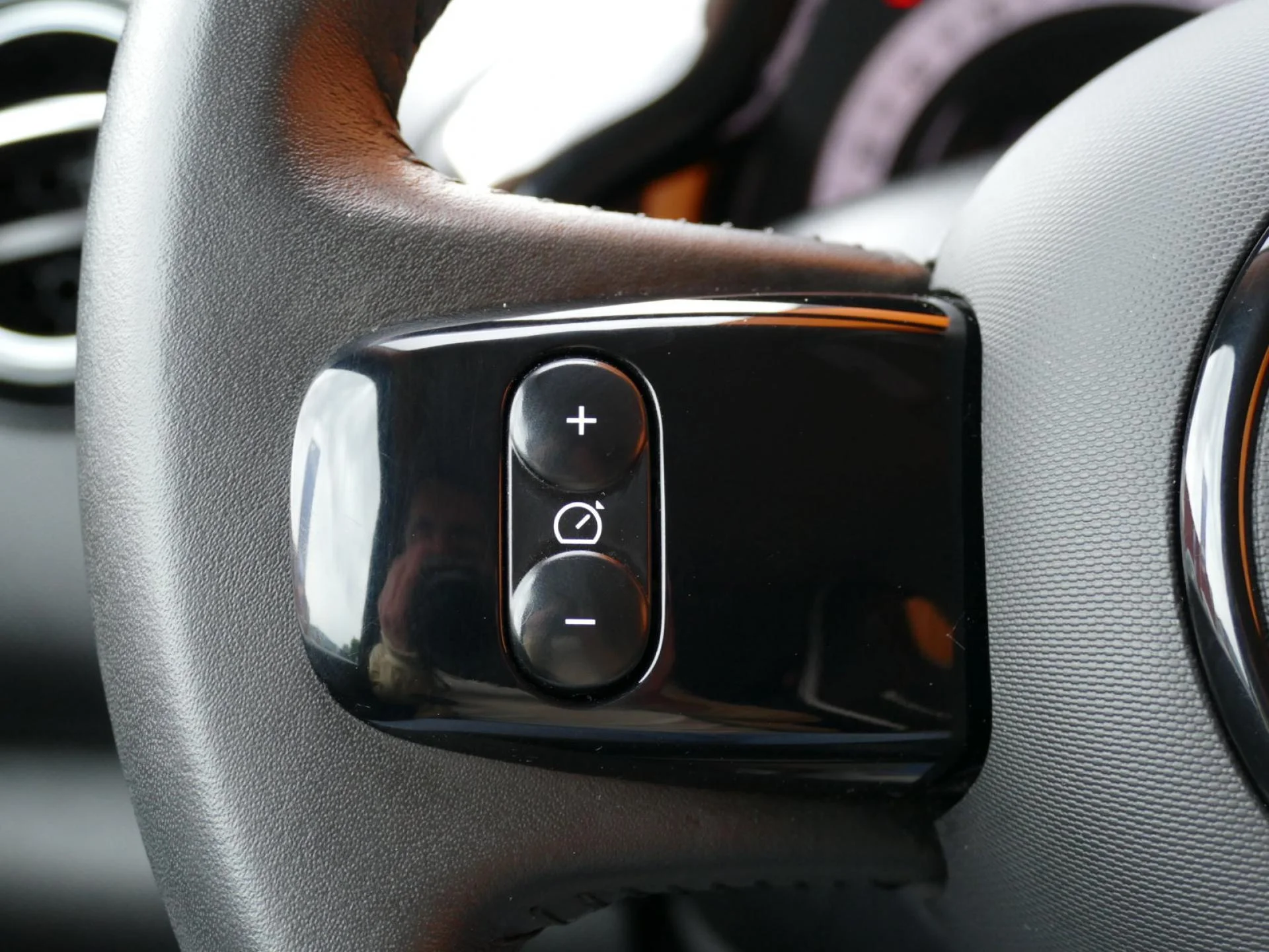 RENAULT TWINGO - Miniature 17 sur 34 - Cliquer pour voir cette photo