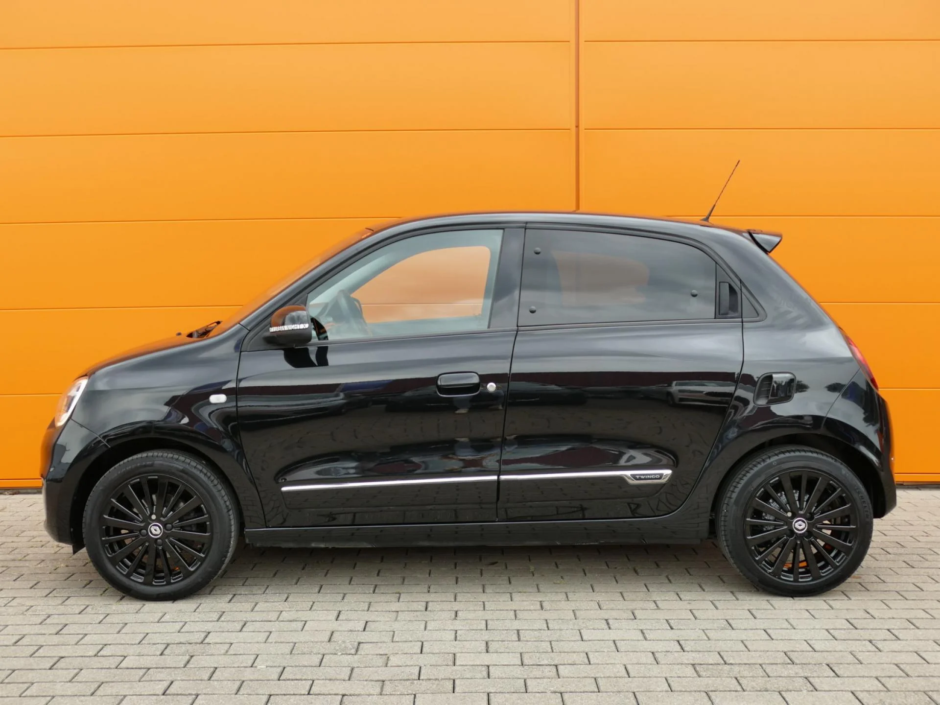 RENAULT TWINGO - Miniature 3 sur 34 - Cliquer pour voir cette photo