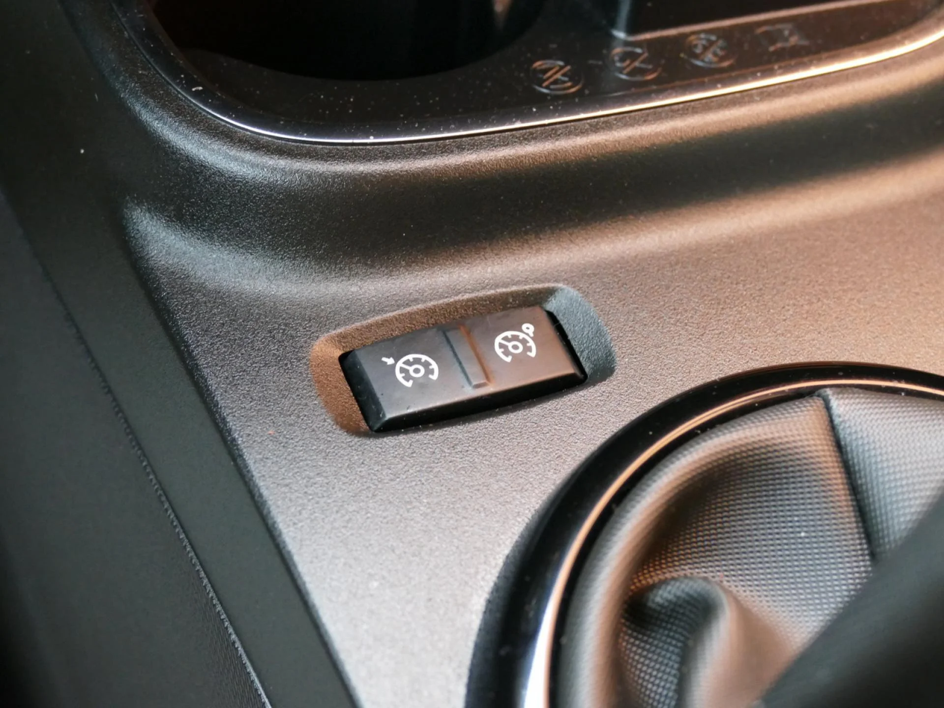 RENAULT TWINGO - Miniature 21 sur 34 - Cliquer pour voir cette photo