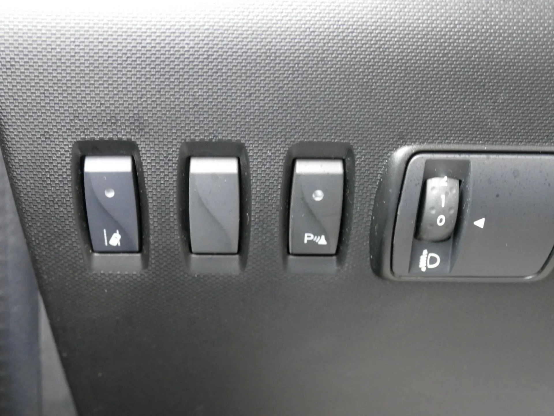RENAULT TWINGO - Miniature 20 sur 34 - Cliquer pour voir cette photo