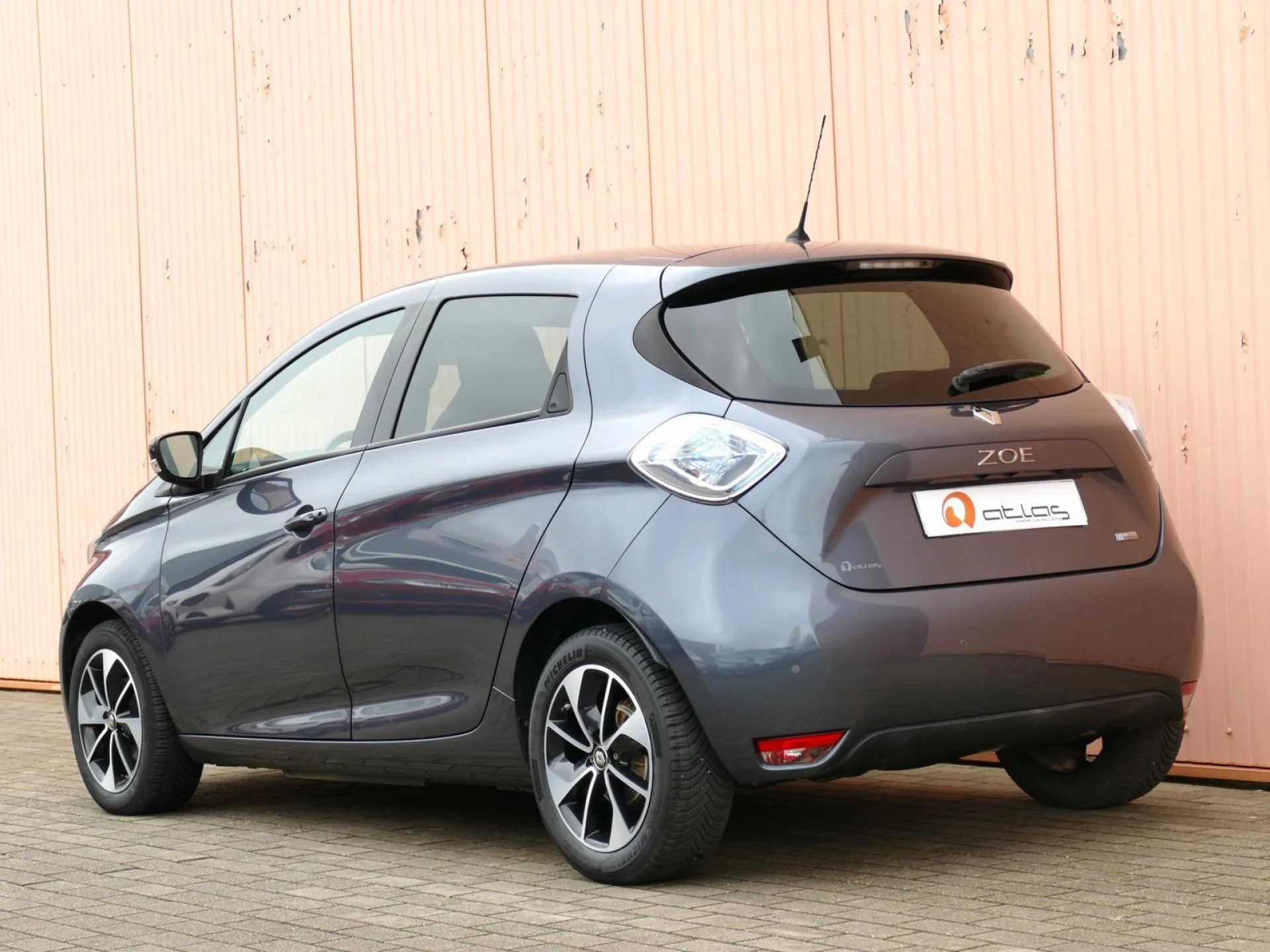RENAULT ZOE - Miniature 4 sur 33 - Cliquer pour voir cette photo