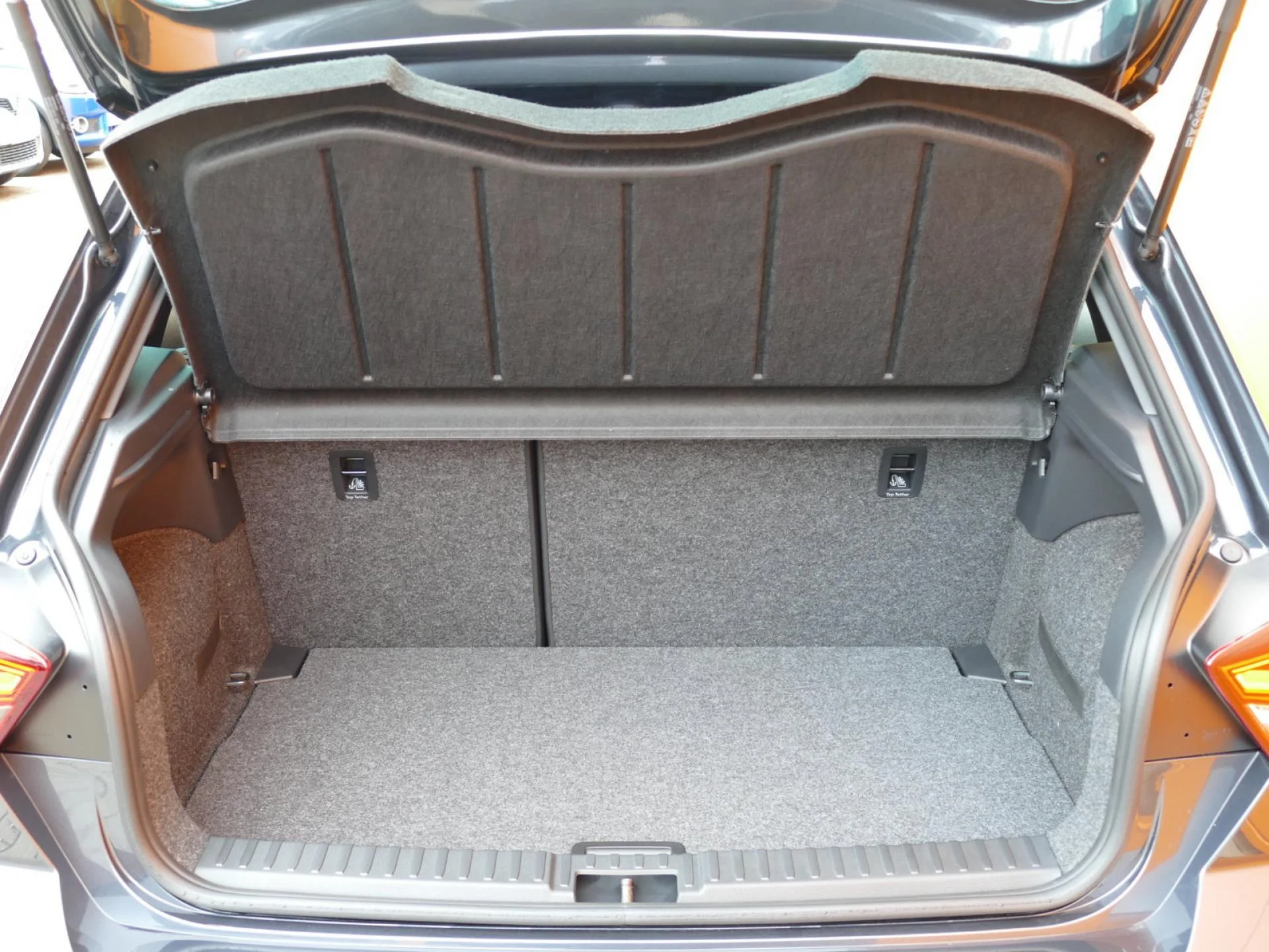 SEAT IBIZA - Miniature 8 sur 34 - Cliquer pour voir cette photo