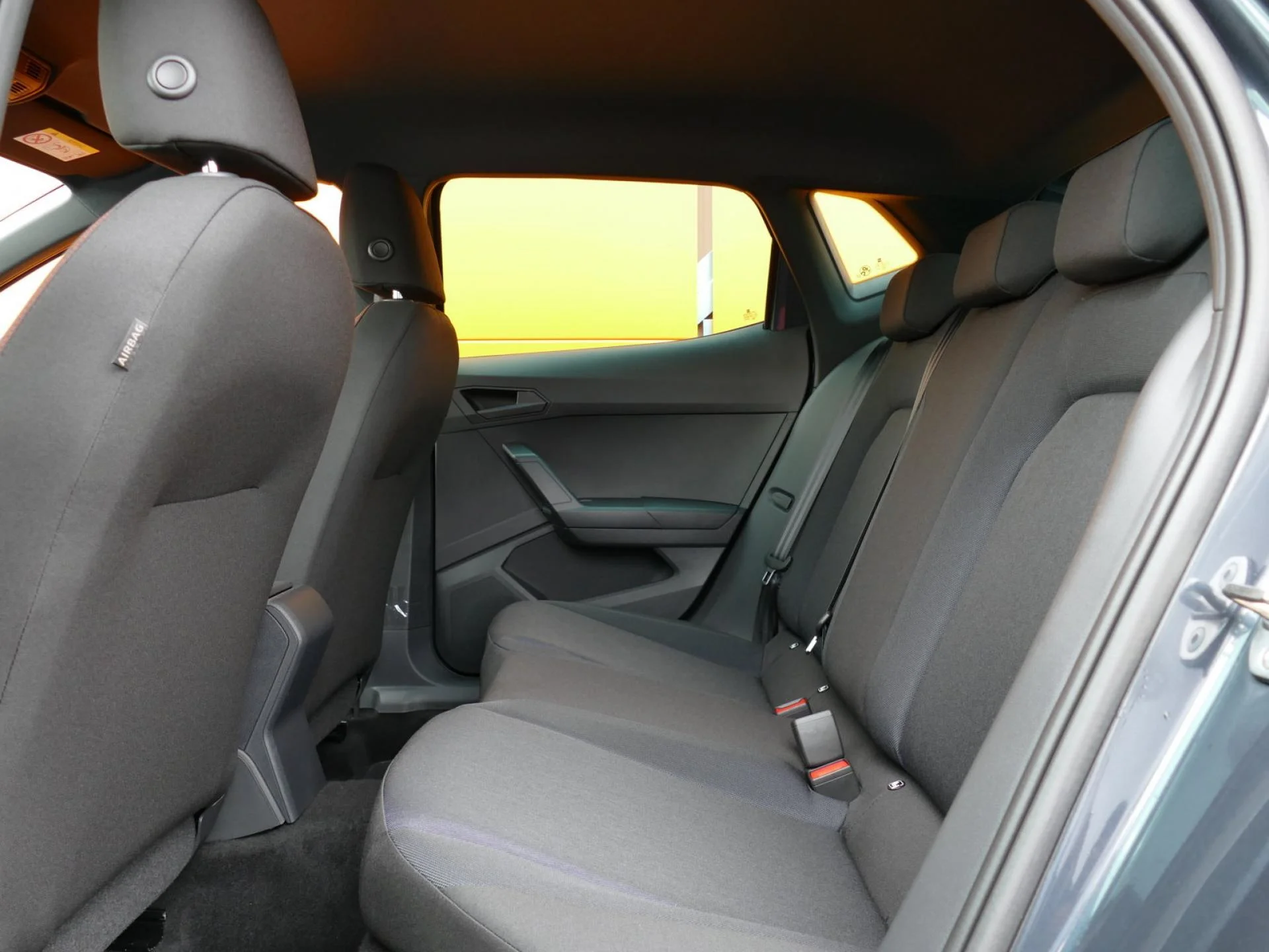 SEAT IBIZA - Miniature 7 sur 34 - Cliquer pour voir cette photo