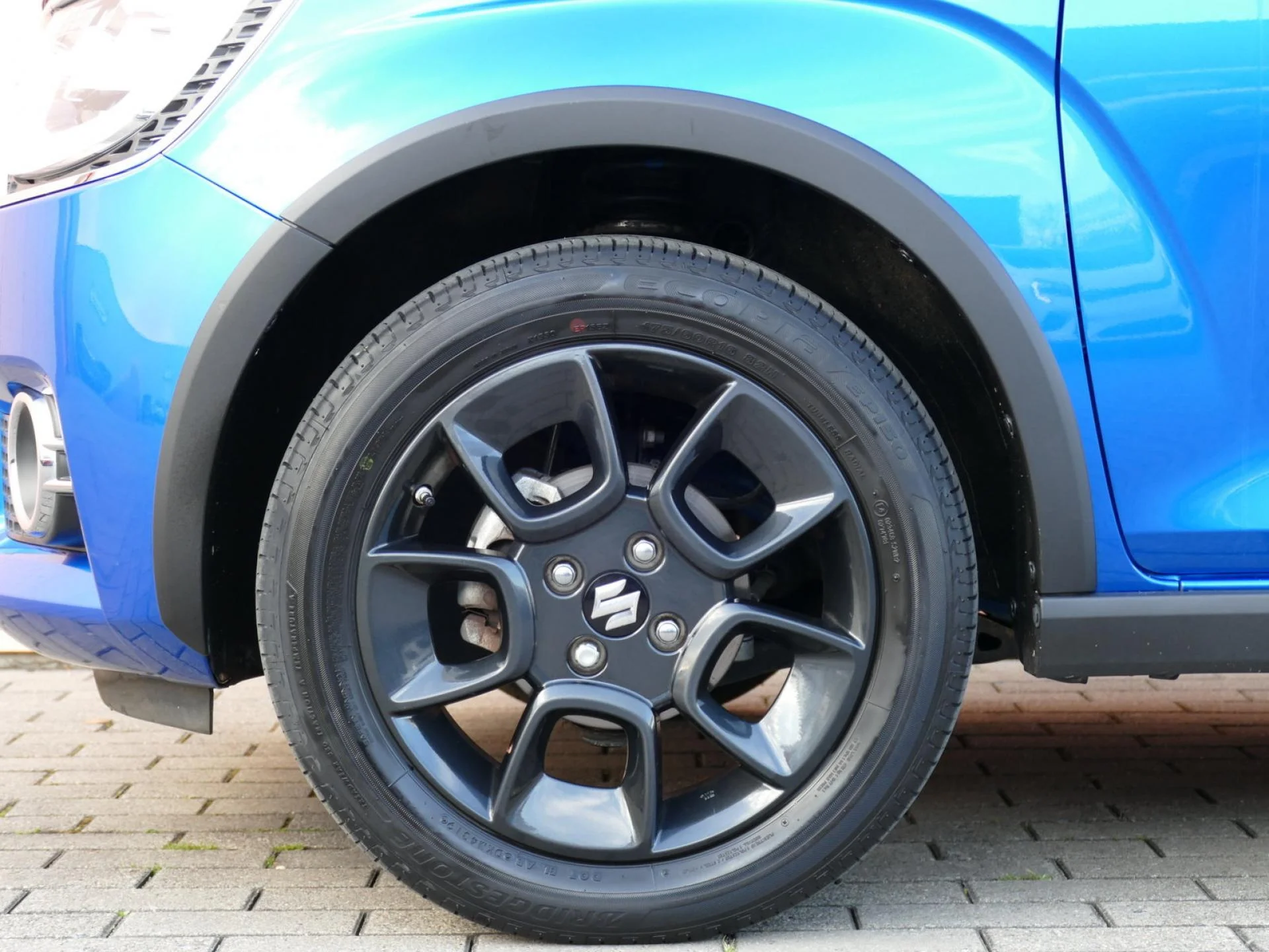 SUZUKI IGNIS - Miniature 31 sur 32 - Cliquer pour voir cette photo