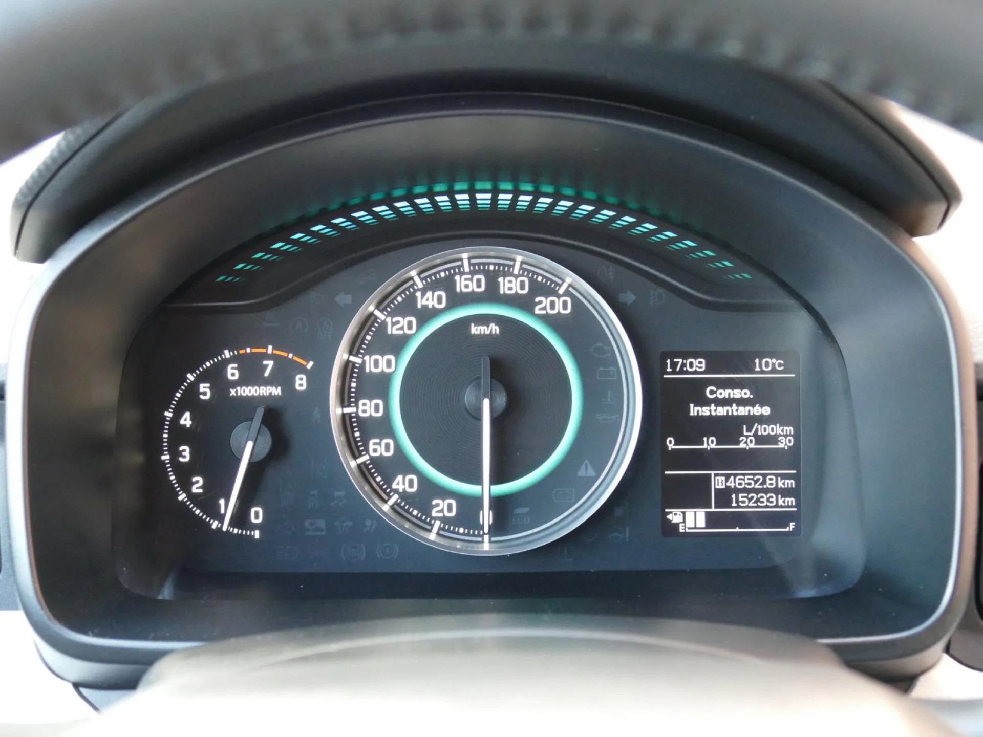 SUZUKI IGNIS - Miniature 14 sur 32 - Cliquer pour voir cette photo