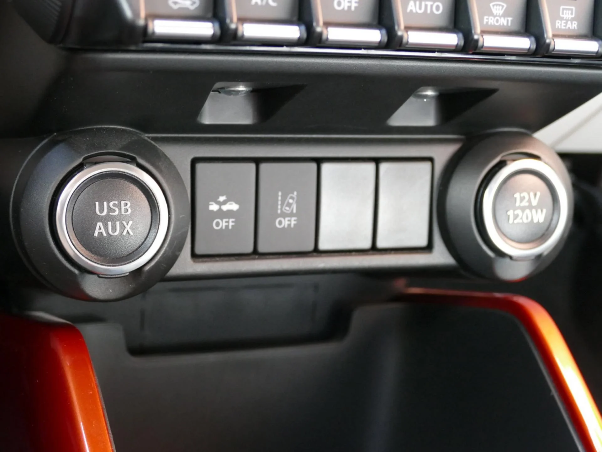 SUZUKI IGNIS - Miniature 10 sur 20 - Cliquer pour voir cette photo