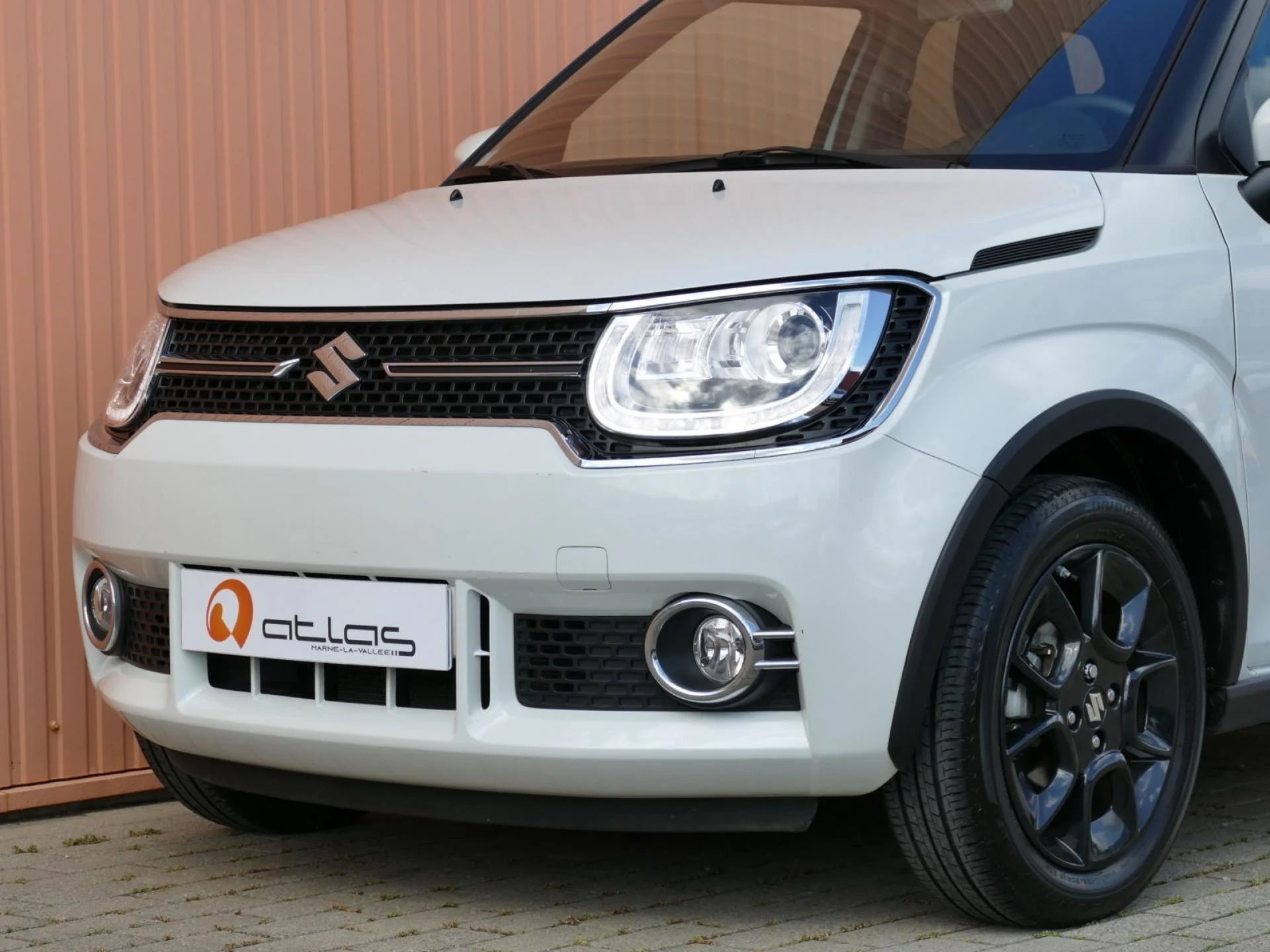 SUZUKI IGNIS - Miniature 18 sur 20 - Cliquer pour voir cette photo