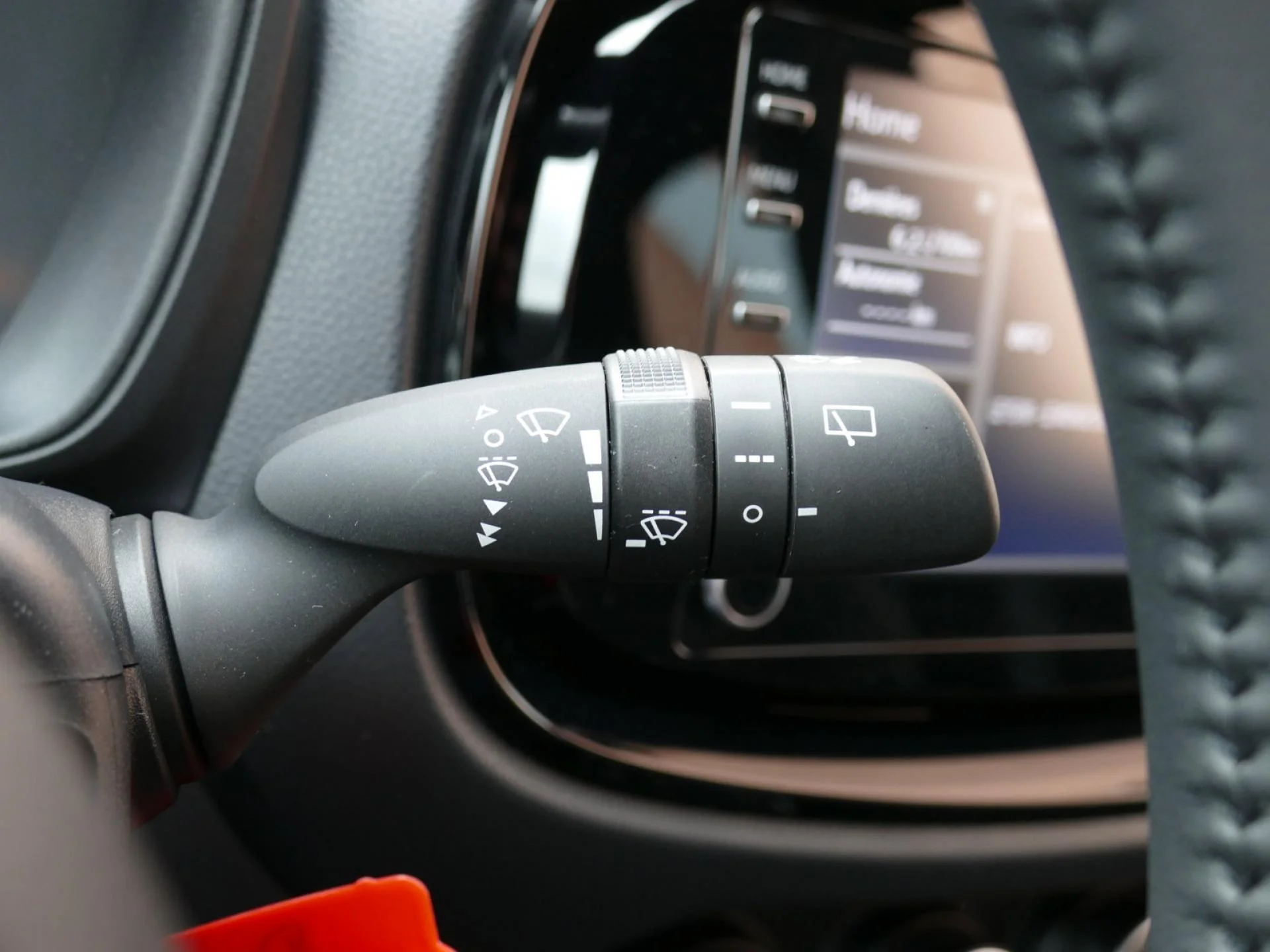 TOYOTA Aygo X - Miniature 20 sur 29 - Cliquer pour voir cette photo