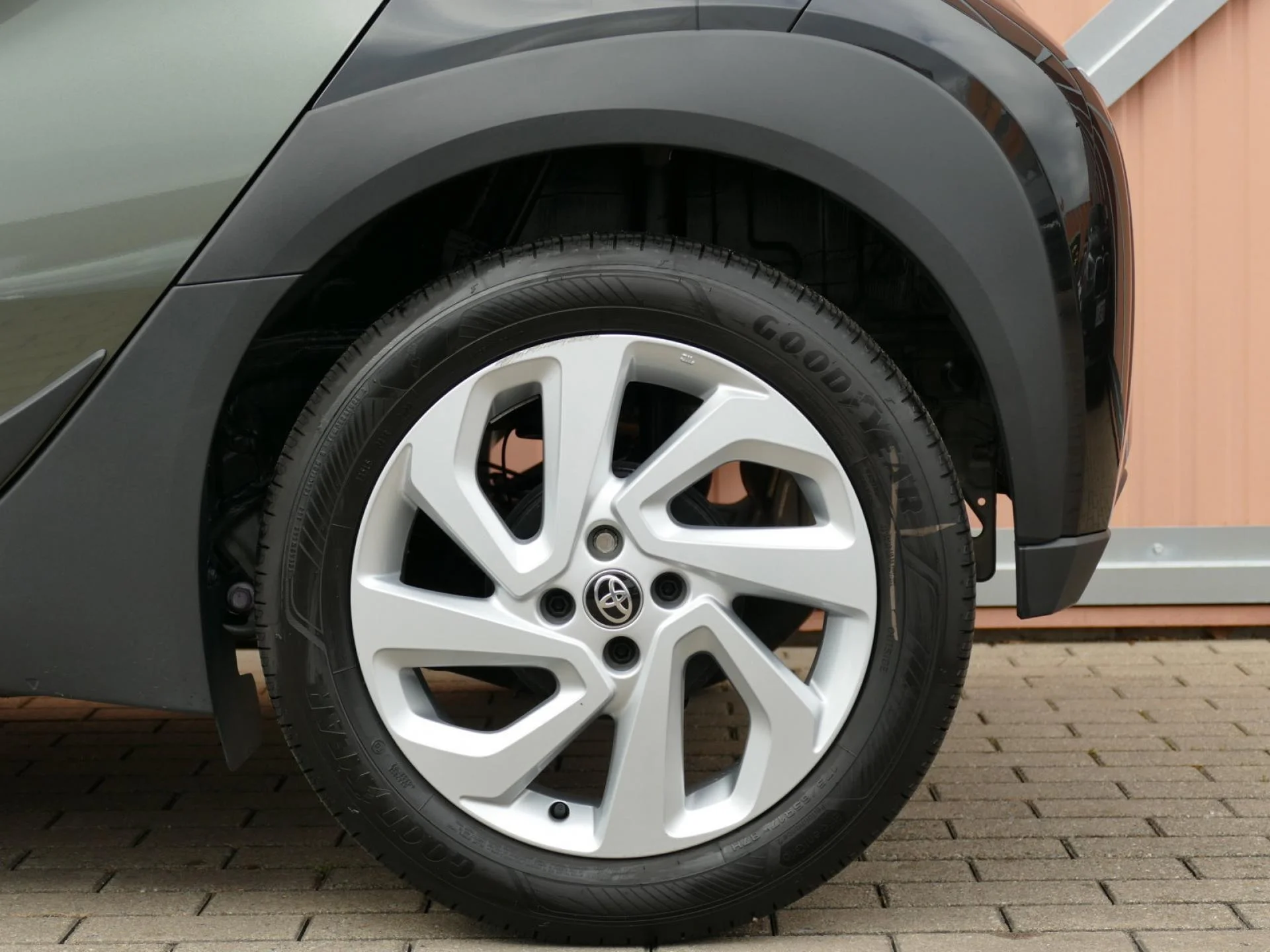 TOYOTA Aygo X - Miniature 29 sur 29 - Cliquer pour voir cette photo
