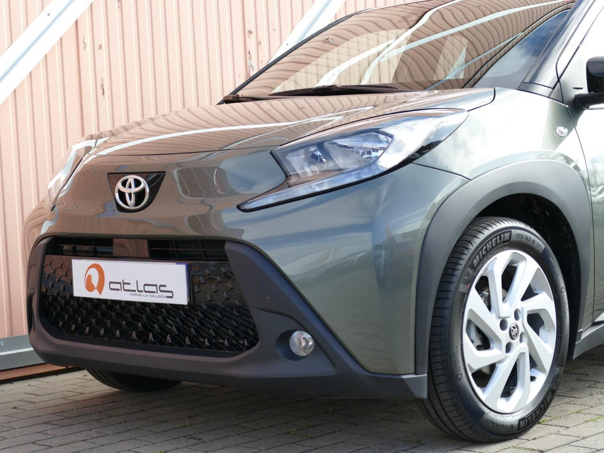 TOYOTA Aygo X - Miniature 23 sur 29 - Cliquer pour voir cette photo
