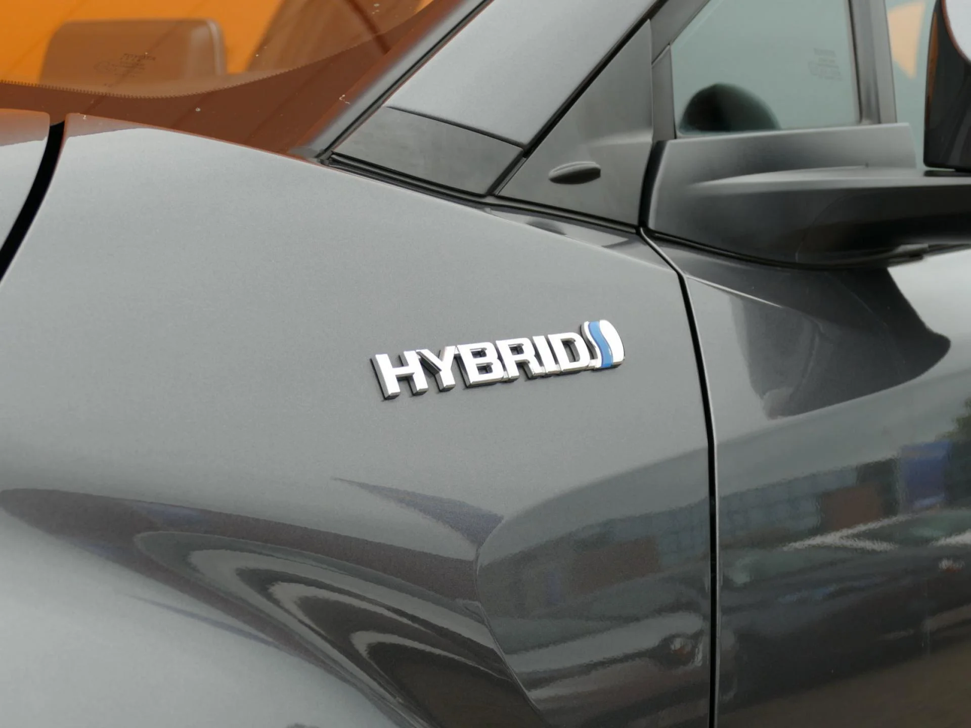 TOYOTA C-HR - Miniature 27 sur 32 - Cliquer pour voir cette photo