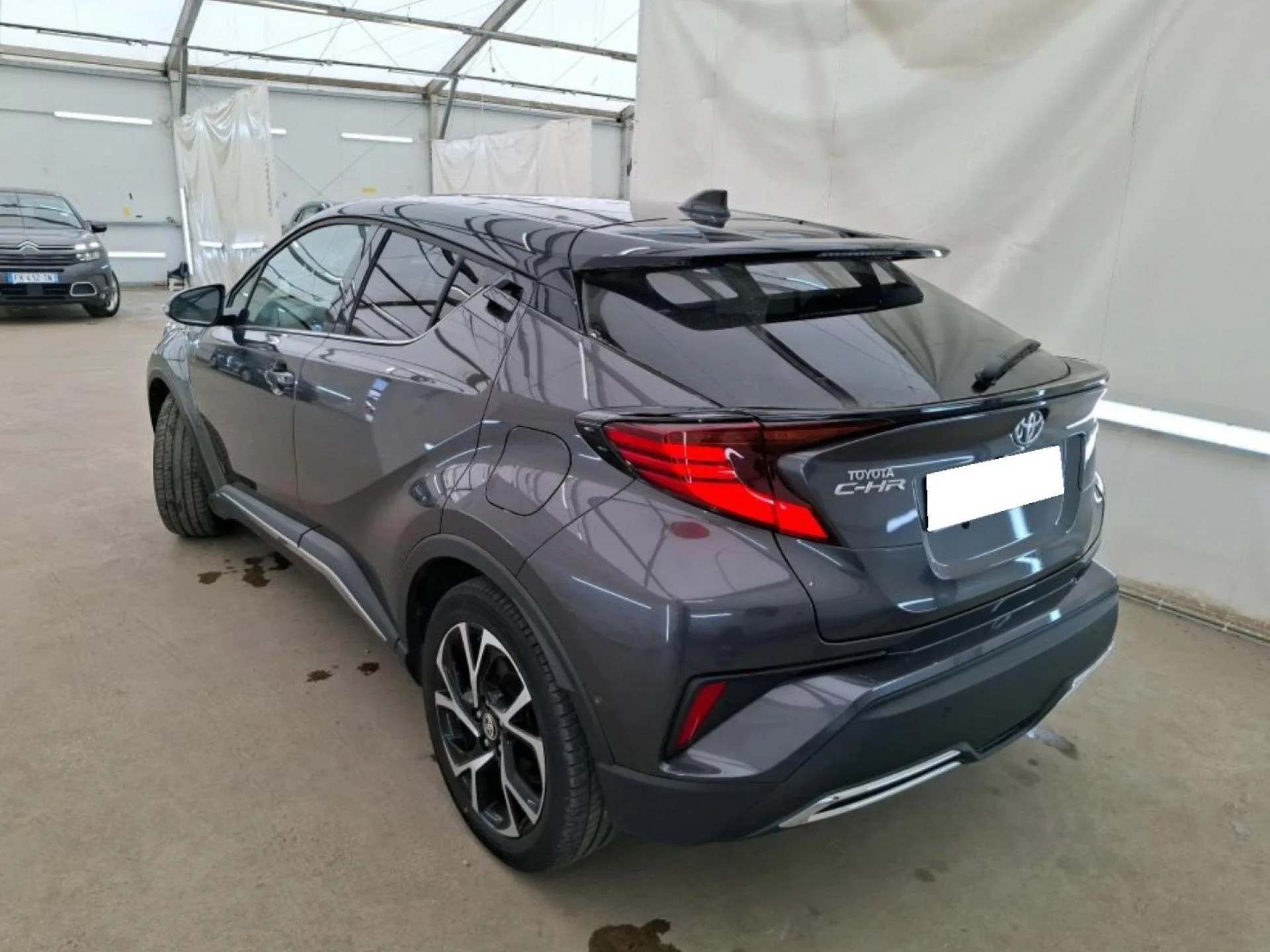TOYOTA C-HR - Miniature 2 sur 9 - Cliquer pour voir cette photo