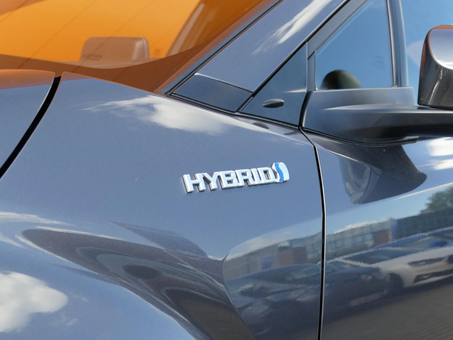 TOYOTA C-HR - Miniature 26 sur 32 - Cliquer pour voir cette photo