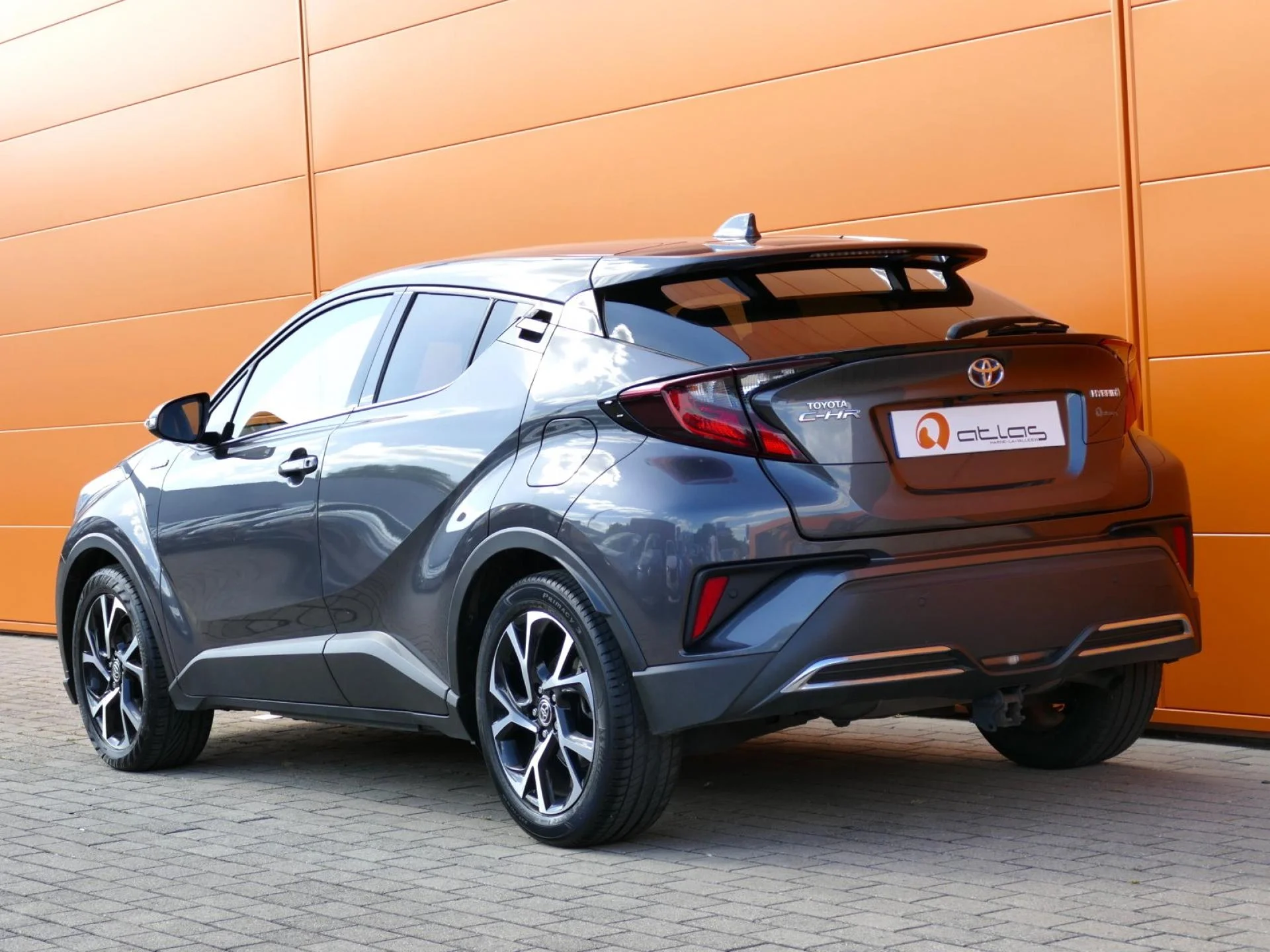 TOYOTA C-HR - Miniature 4 sur 32 - Cliquer pour voir cette photo