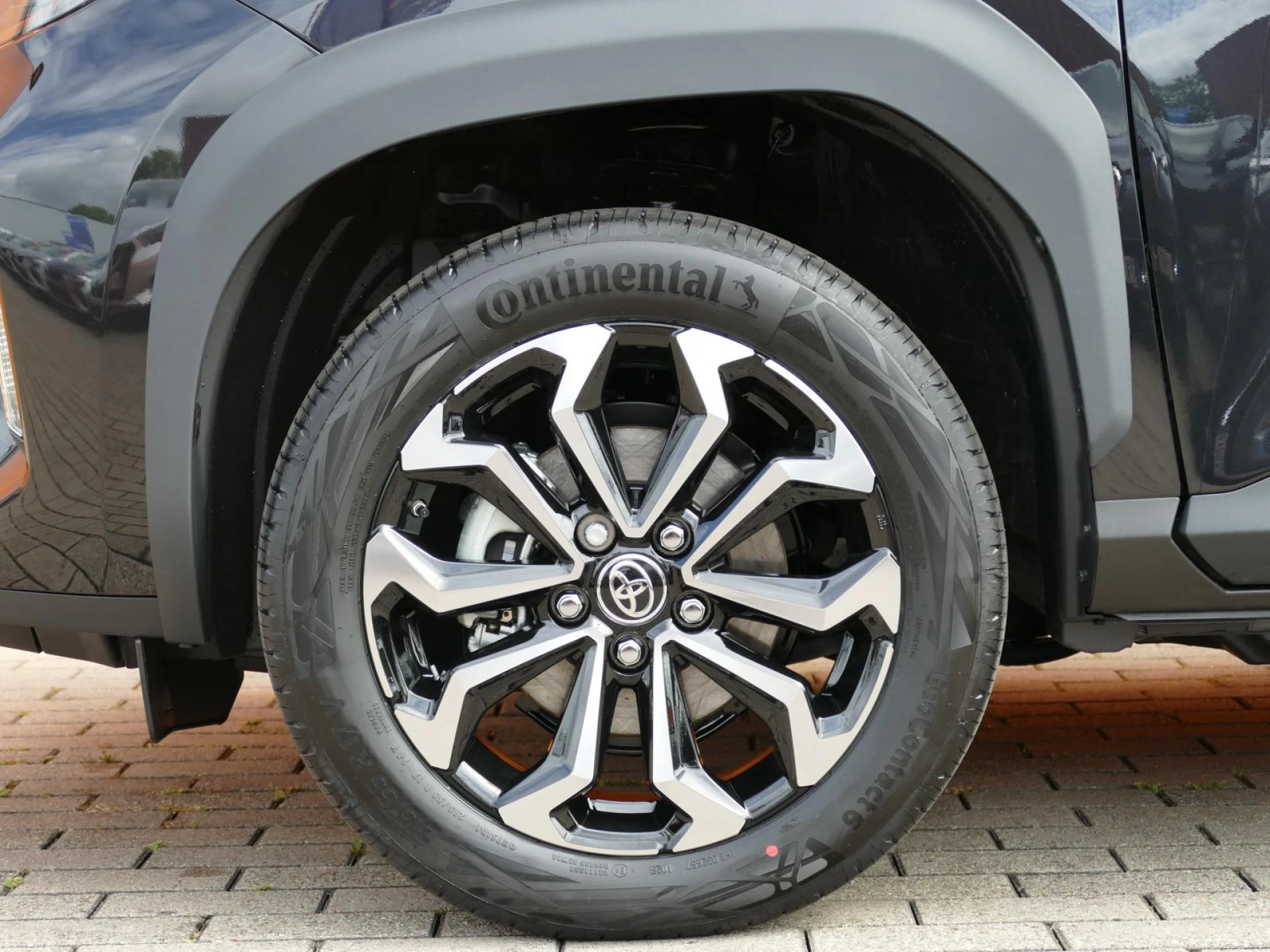 TOYOTA YARIS CROSS - Miniature 33 sur 34 - Cliquer pour voir cette photo