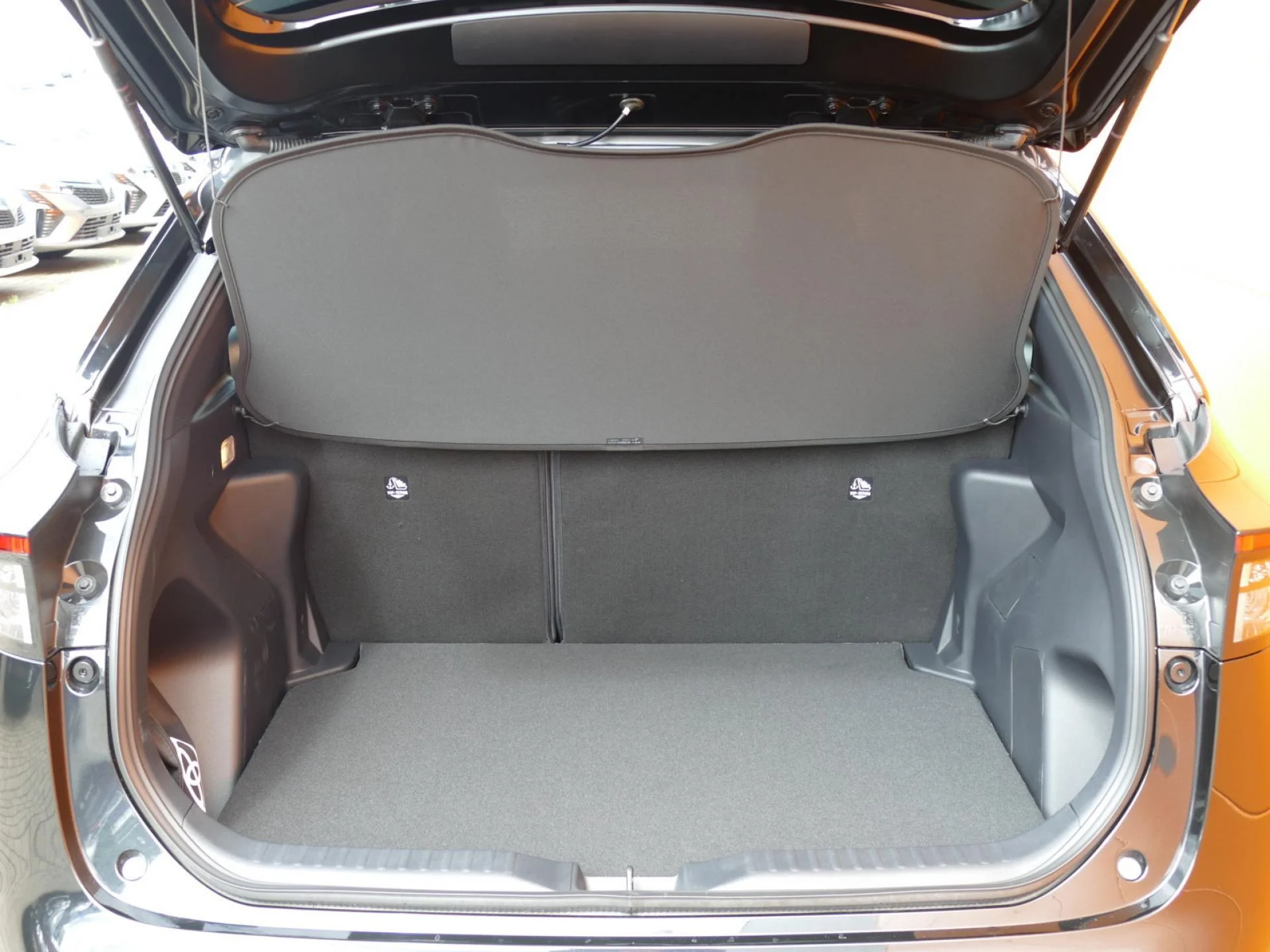 TOYOTA YARIS CROSS - Miniature 7 sur 34 - Cliquer pour voir cette photo