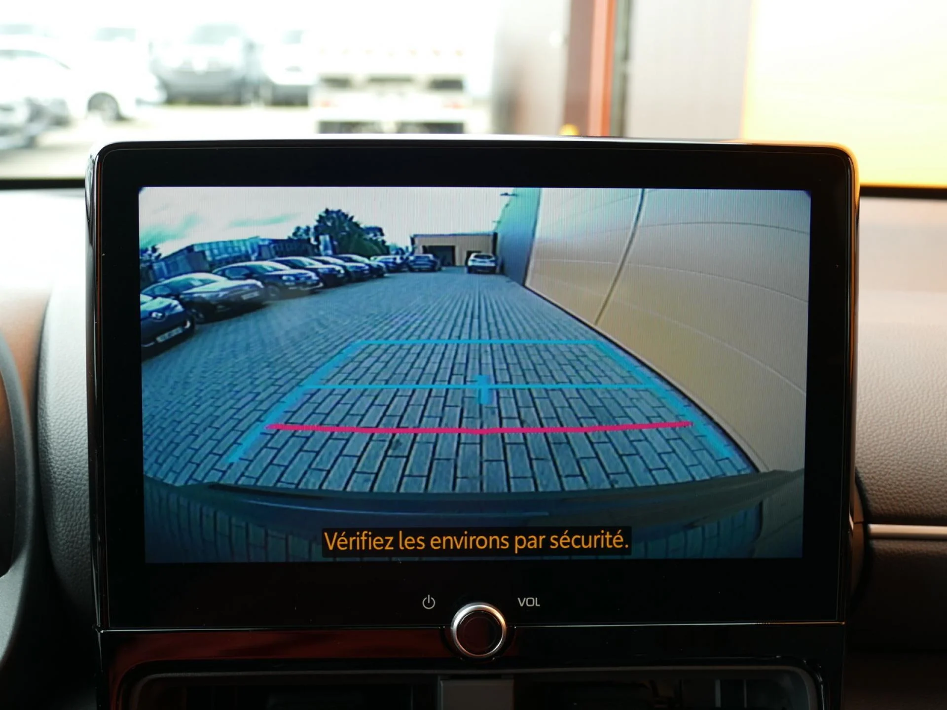 TOYOTA YARIS CROSS - Miniature 9 sur 34 - Cliquer pour voir cette photo