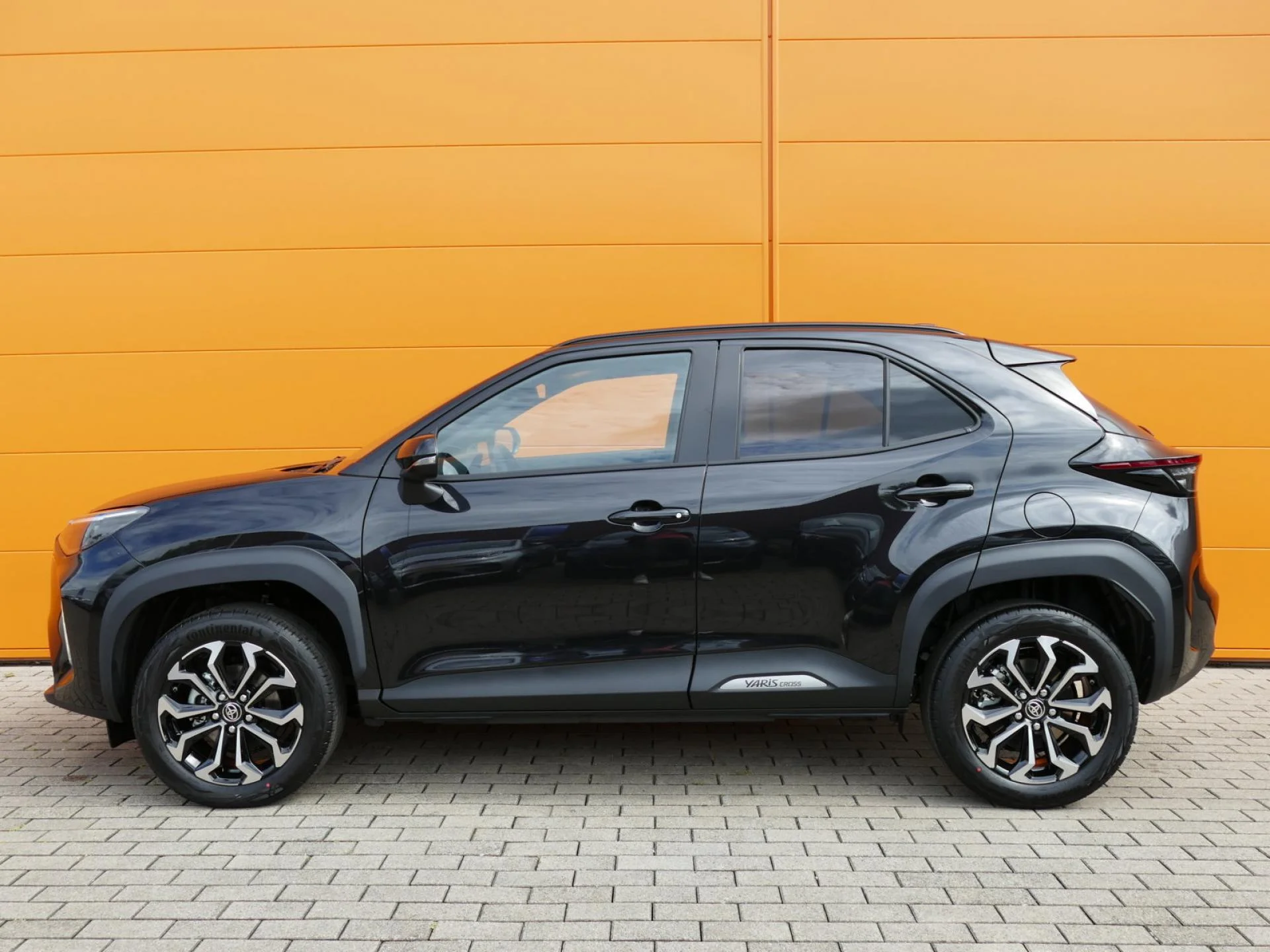 TOYOTA YARIS CROSS - Miniature 2 sur 34 - Cliquer pour voir cette photo