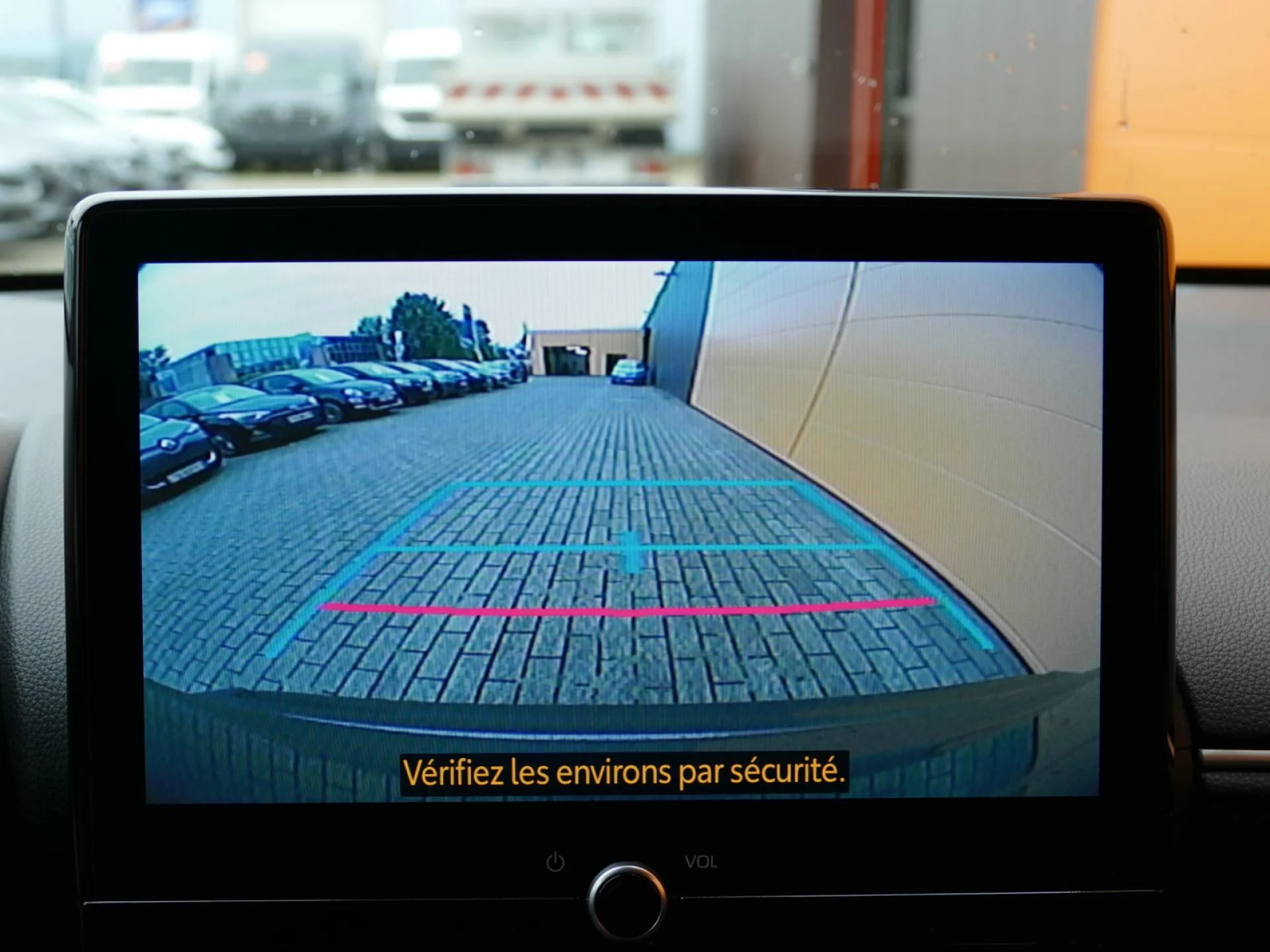 TOYOTA YARIS CROSS - Miniature 9 sur 34 - Cliquer pour voir cette photo