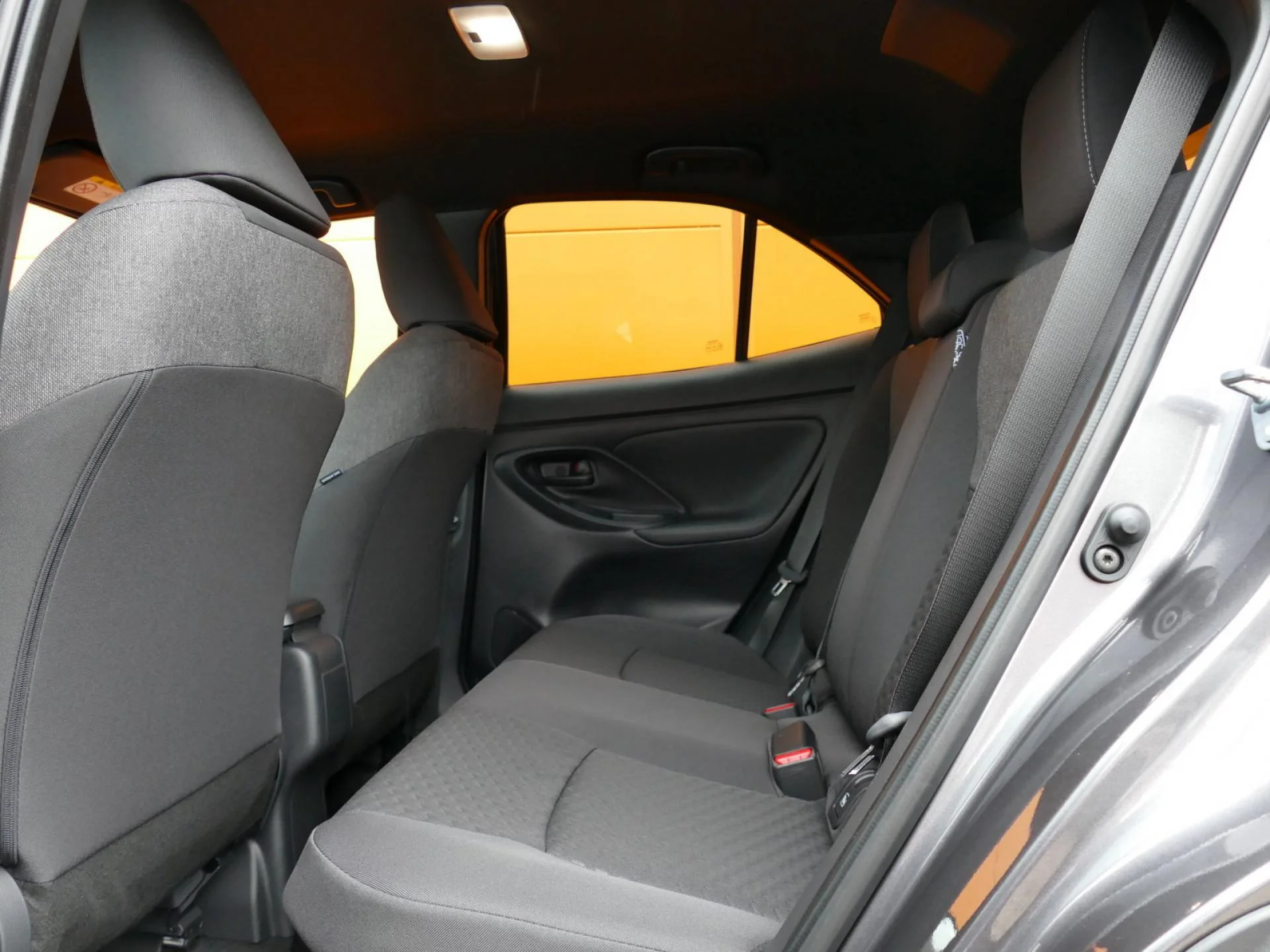 TOYOTA YARIS CROSS - Miniature 6 sur 34 - Cliquer pour voir cette photo