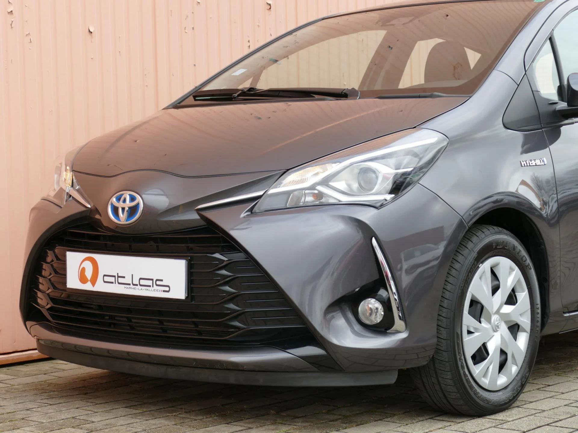 TOYOTA YARIS - Miniature 25 sur 30 - Cliquer pour voir cette photo
