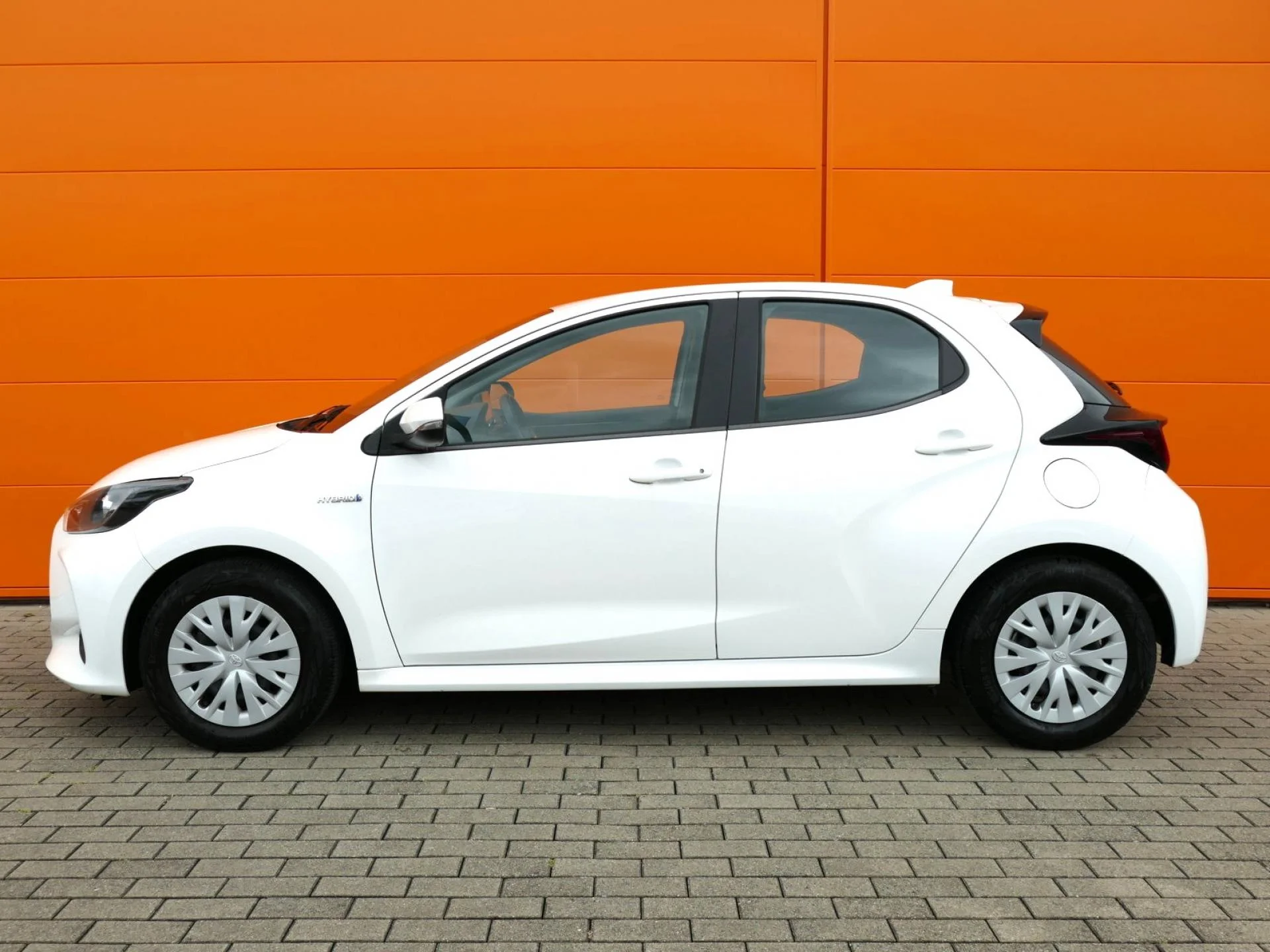 TOYOTA YARIS - Miniature 3 sur 33 - Cliquer pour voir cette photo