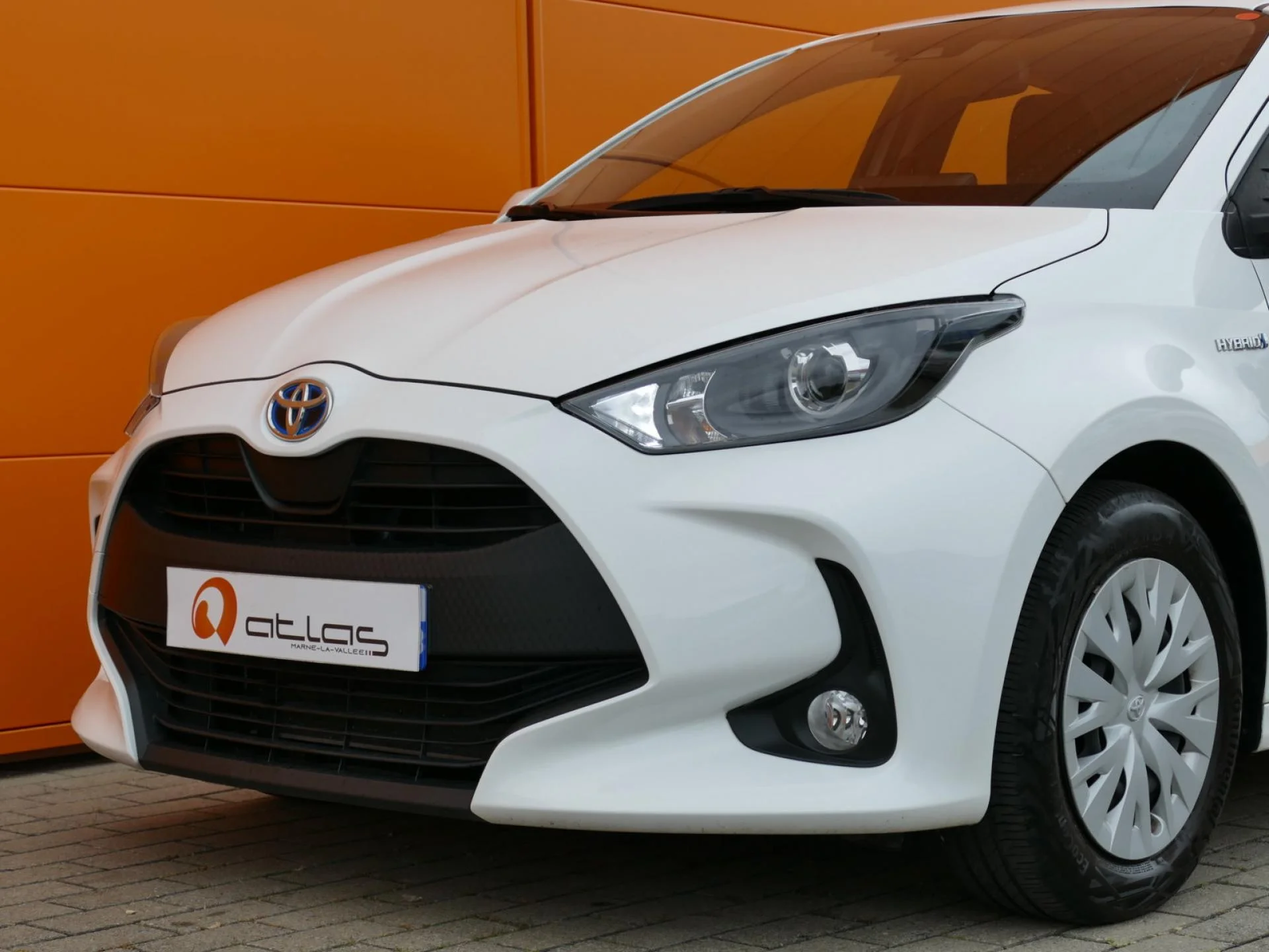 TOYOTA YARIS - Miniature 29 sur 33 - Cliquer pour voir cette photo