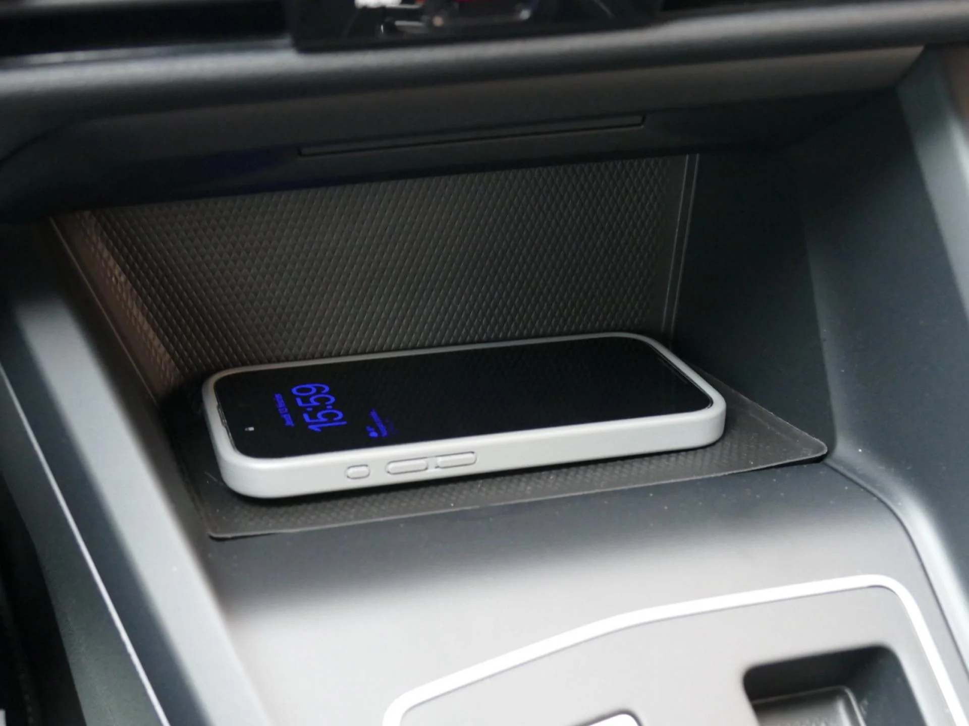 VOLKSWAGEN GOLF - Miniature 20 sur 31 - Cliquer pour voir cette photo